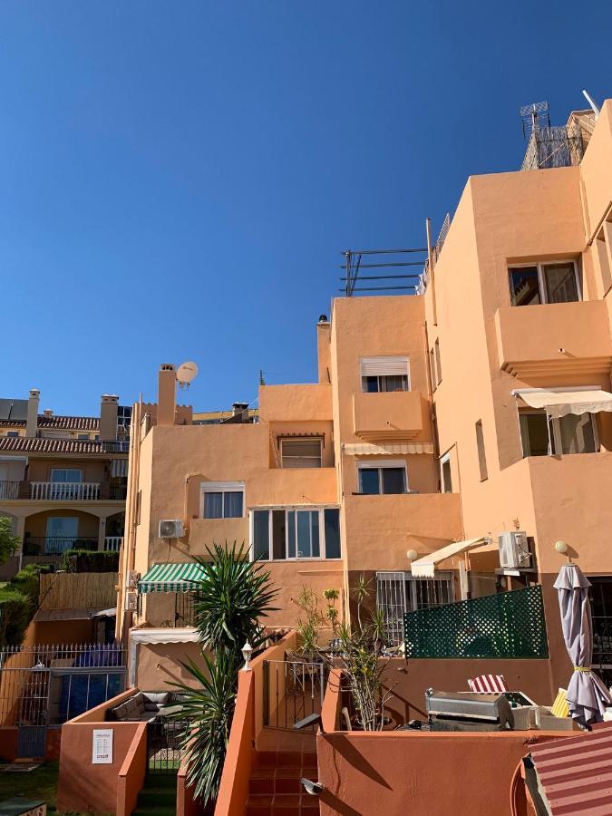 Cozy Apartment In Fuengirola Hills Exterior photo